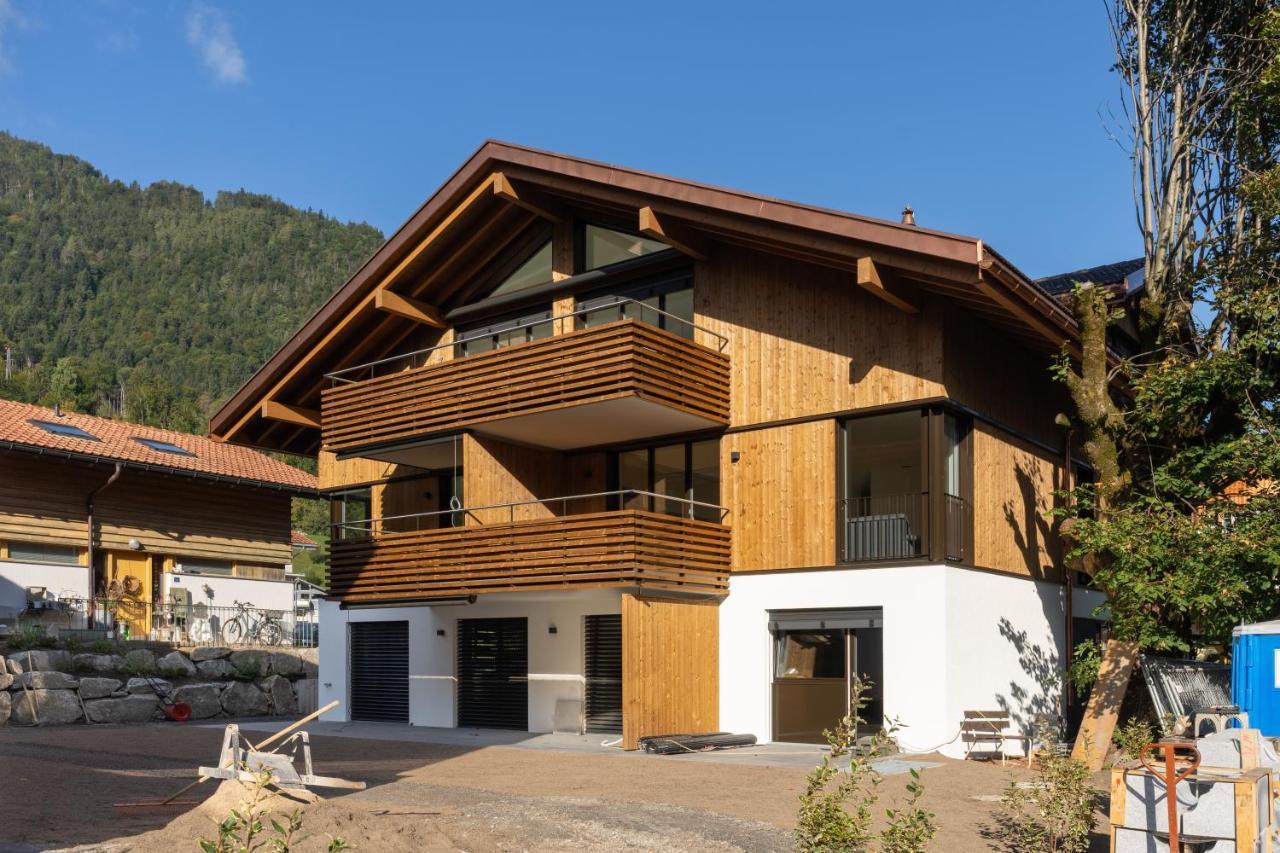 Moderne Neubauwohnung In Wilderswil Exteriör bild